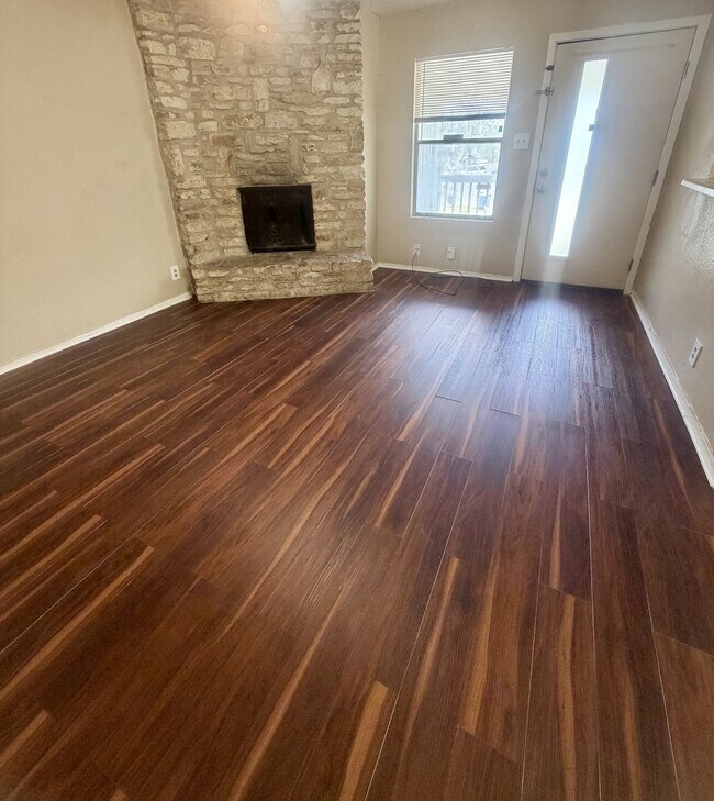 2201 Leah Cove Unidad C