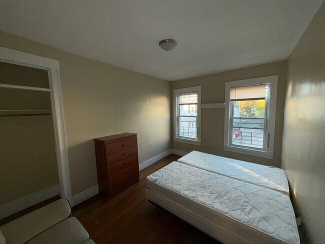 Photo - 139 Franklin St Unit 3