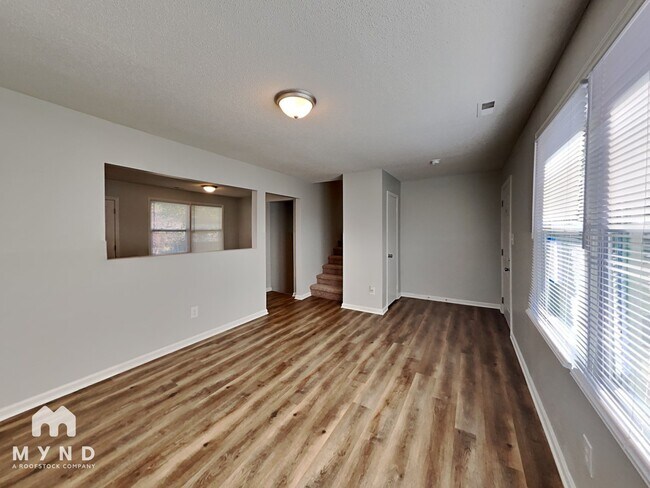 Photo - 211 Buckskin Dr