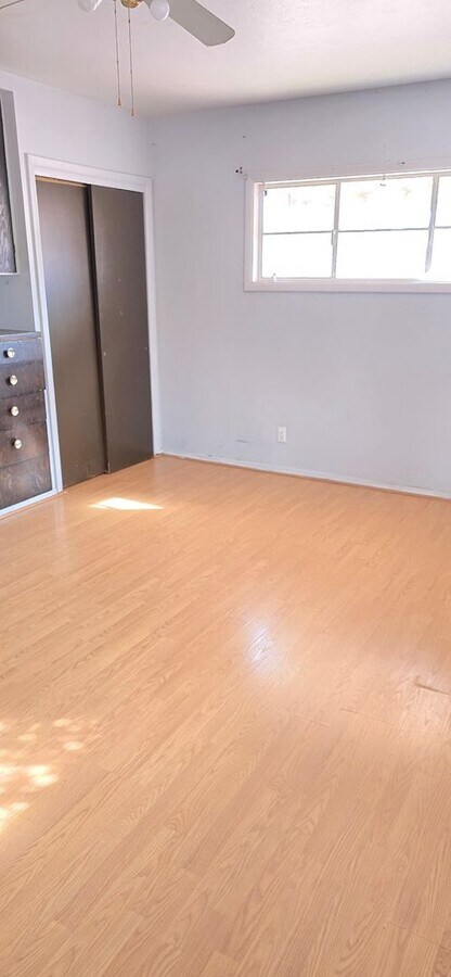 Photo - 515 W Maple St Unit 515 W Maple B