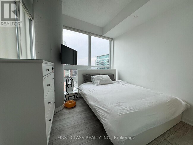 Photo - 150 E Liberty St Unit 2111