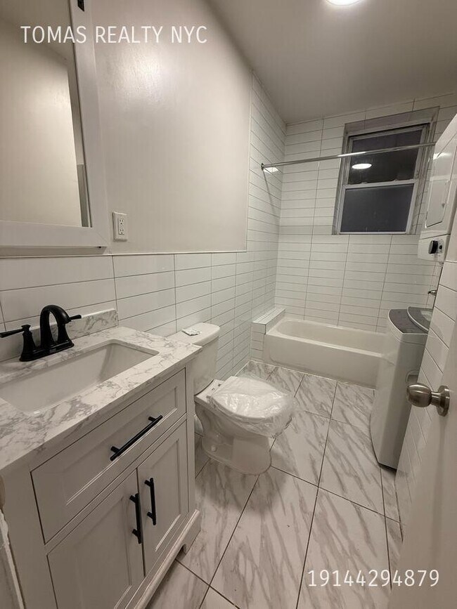 Photo - 1235 Union Ave Unidad 1