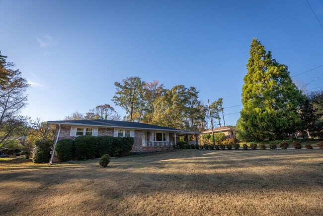 Photo - 4698 Garrett Dr SW