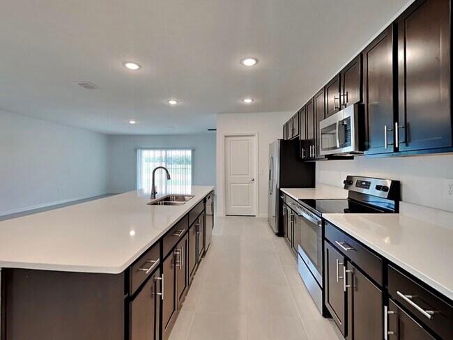 Photo - 258 Amber Way