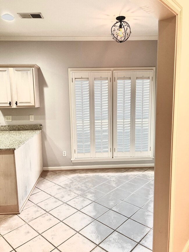 Photo - 1152 Berwick Rd
