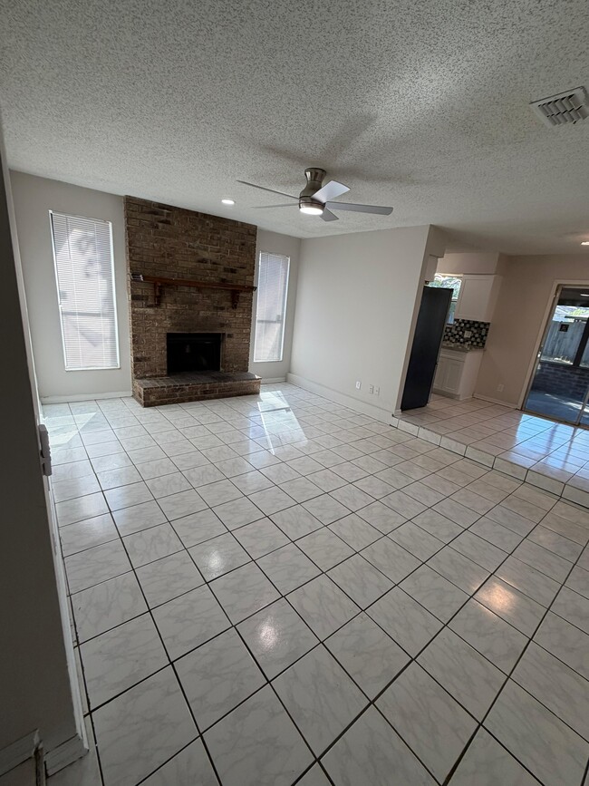 Photo - 7984 Gulf Rd S