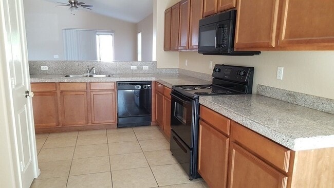 Photo - 7826 S 72nd Ln