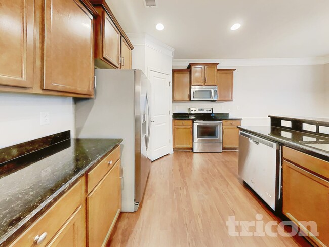 Photo - 116 Carolinian Dr