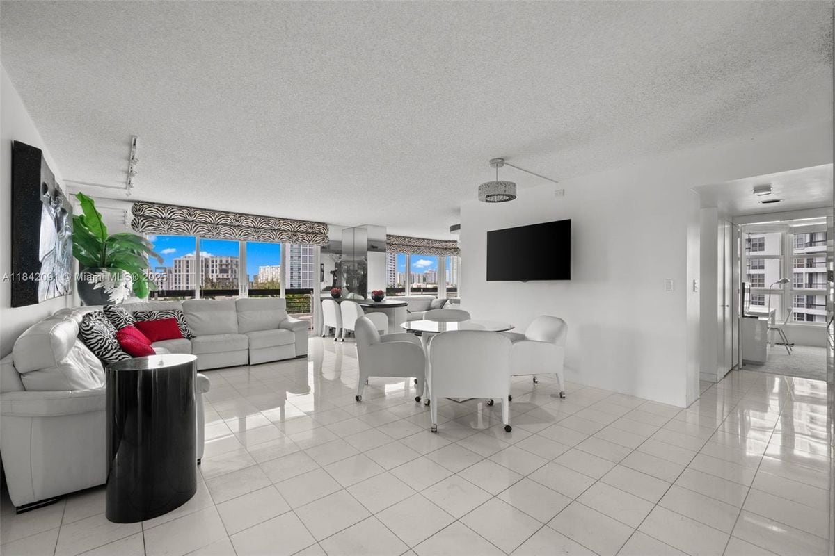 Photo - 19101 NE 36th Pl Condo
