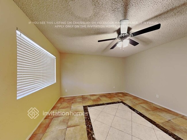 Photo - 3735 W Columbine Dr