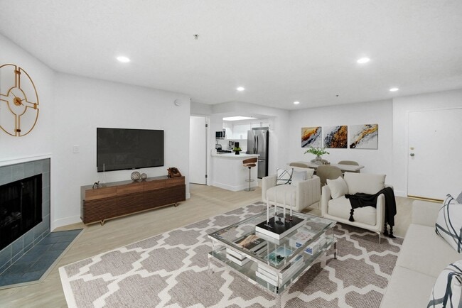 Photo - 618 S. Detroit