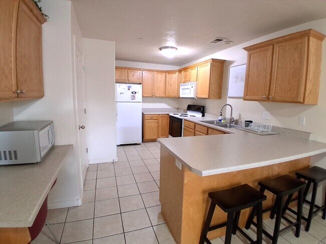 Photo - 1969 N Canyon Rd