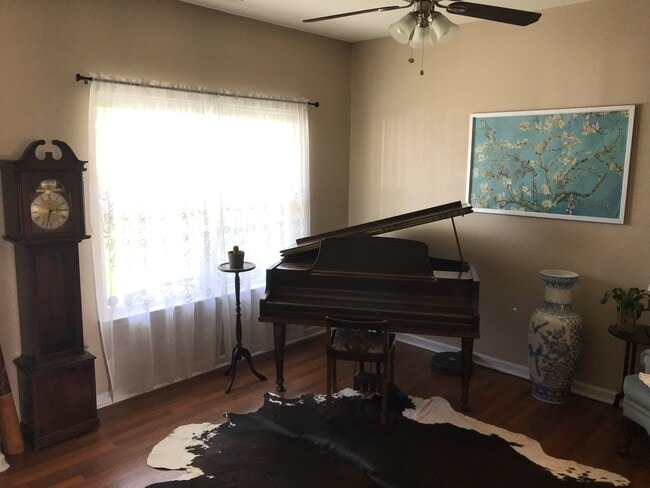 Photo - 2138 Lockard Ave