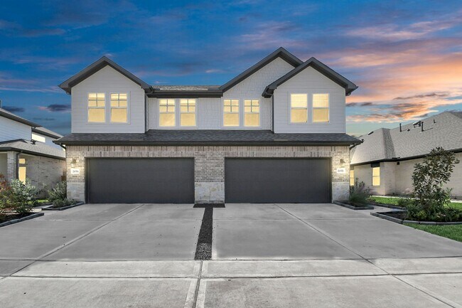 Photo - 21035 Shore Oak Dr