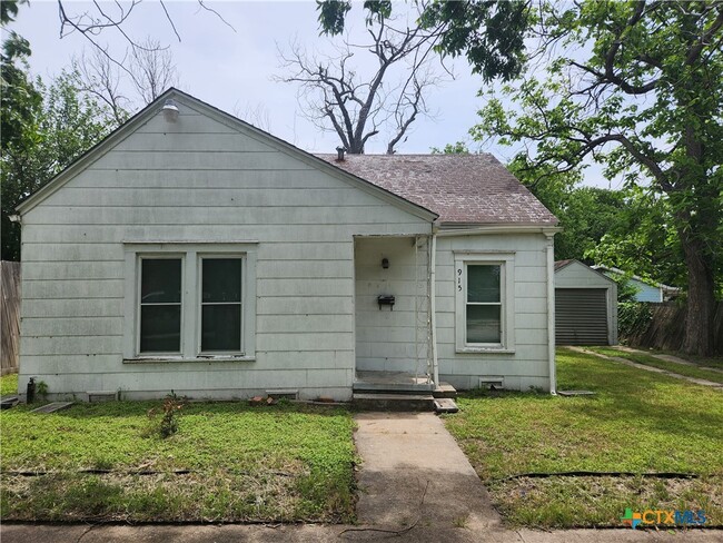 Photo - 915 S 13th St House