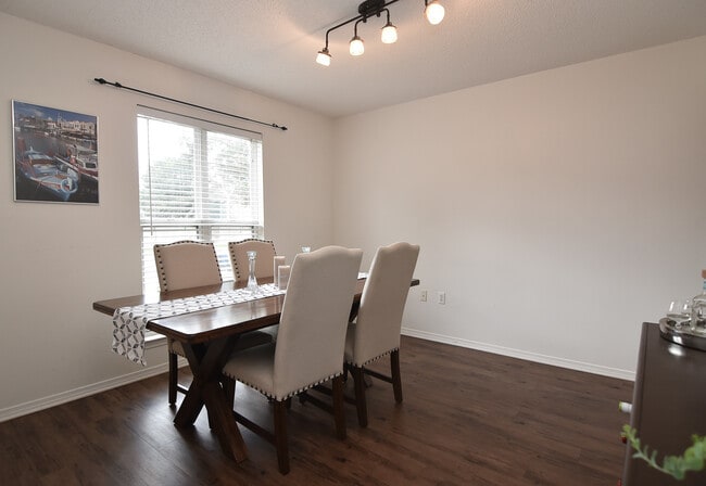 Photo - 104 Wright Dr