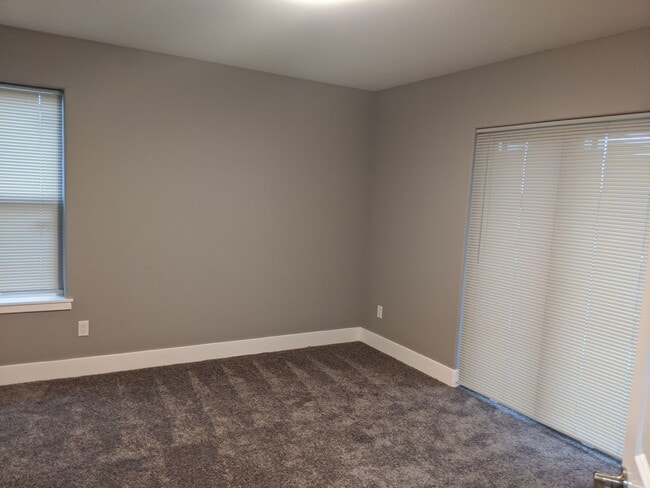Photo - 7655 Parkland Dr