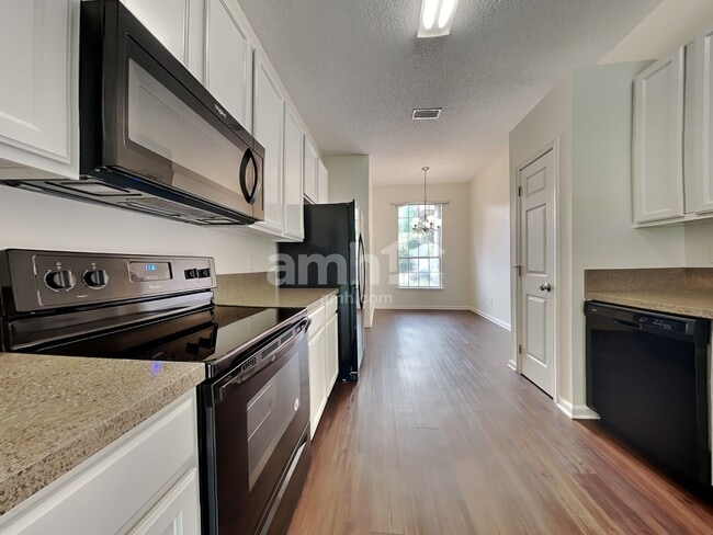 Photo - 1139 Ardmore St