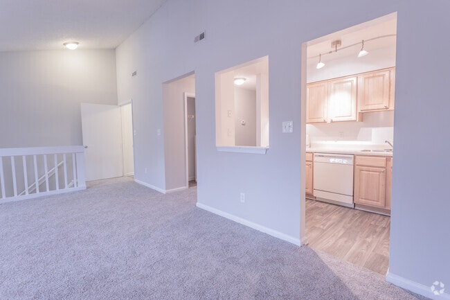 2BR,2BA,-975SF Classic