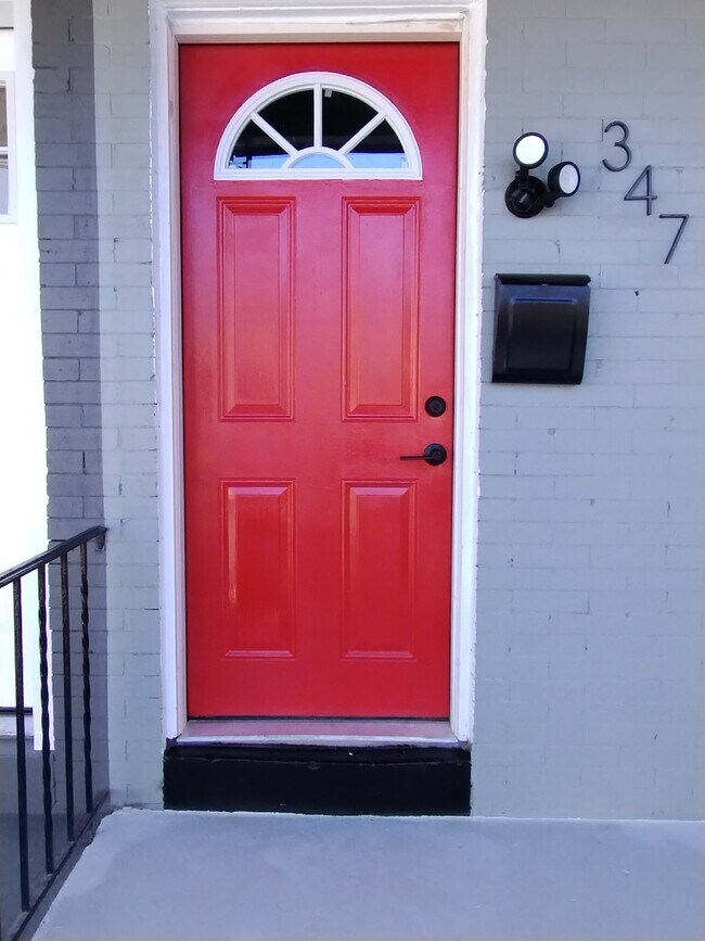 Photo - 347 N Edgewood St