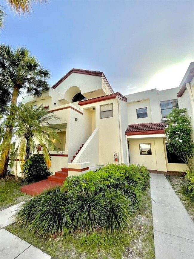 Photo - 1423 Avon Ln Condo Unit 109
