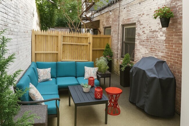 Photo - 81 Mt Vernon St Unit 1