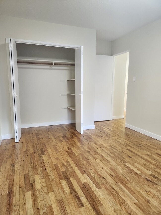Photo - 1653 Oak Bay Ave Unit 201