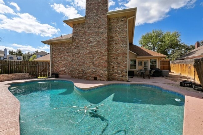 Photo - 6904 Peppervine Cove