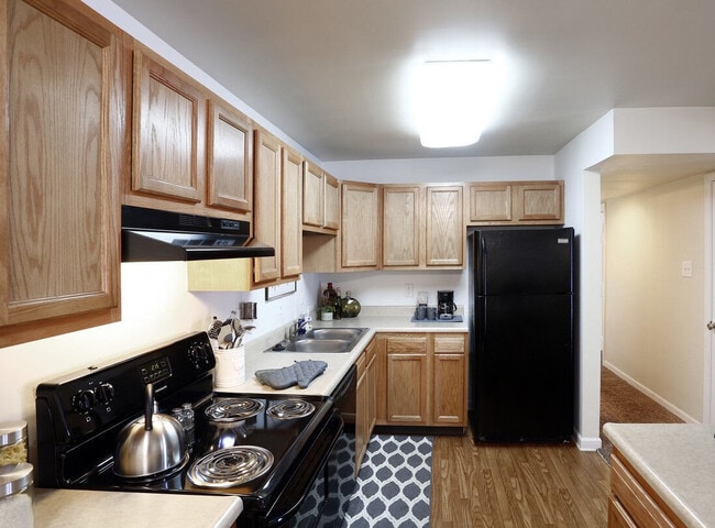 Photo - Brookwood Apartments