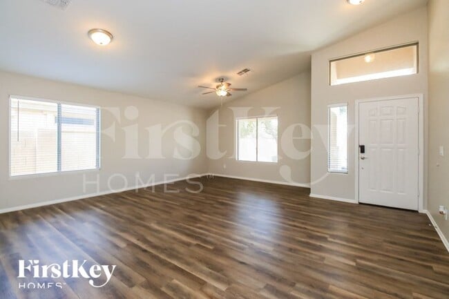 Photo - 1417 E Jeanne Ln