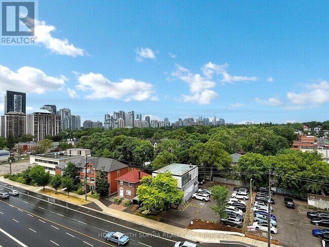 Photo - 181 Sheppard Ave E Unité 702