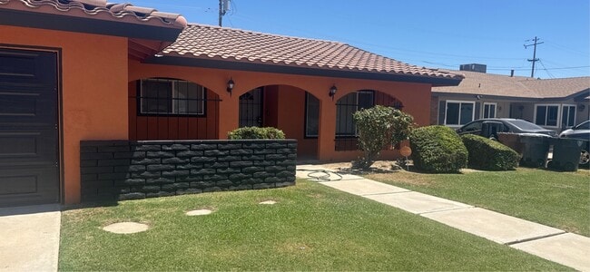 Photo - 2318 Hasti Acres Dr
