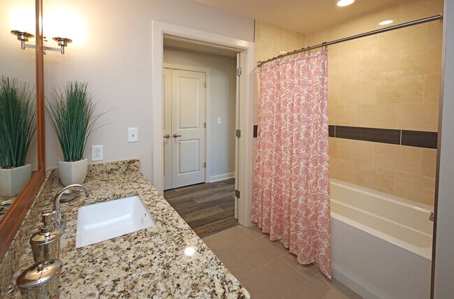 Updated Model Suite - 2nd Bathroom.