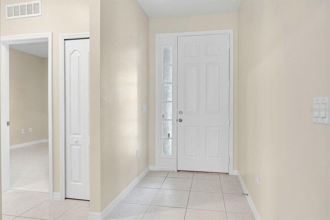 Photo - 566 Pawnee Ct