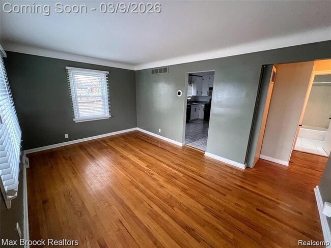 Photo - 1824 University St