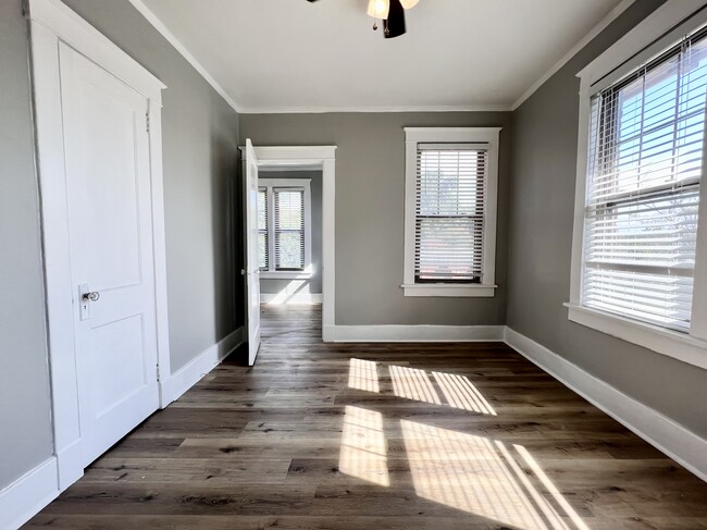 1989 Madison Ave #11 - Overton Garden Apartments