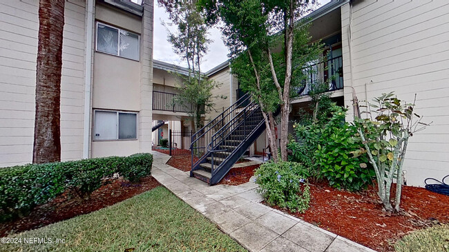 Photo - 2043 Dunsford Terrace Apartment Unit 10