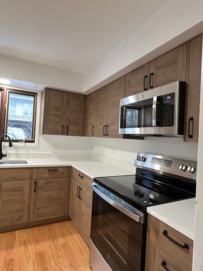 Photo - 1545 Winnetka Rd