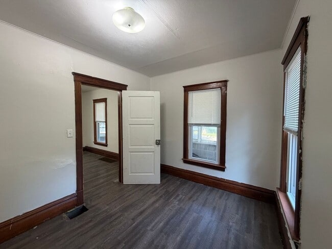 Photo - 733 Garfield Ave