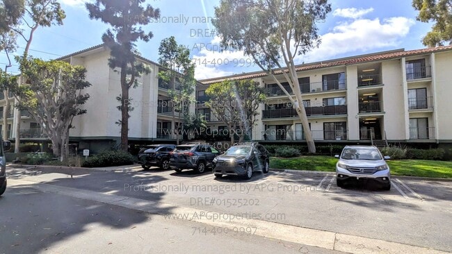 Building Photo - 7113 Apricot Dr