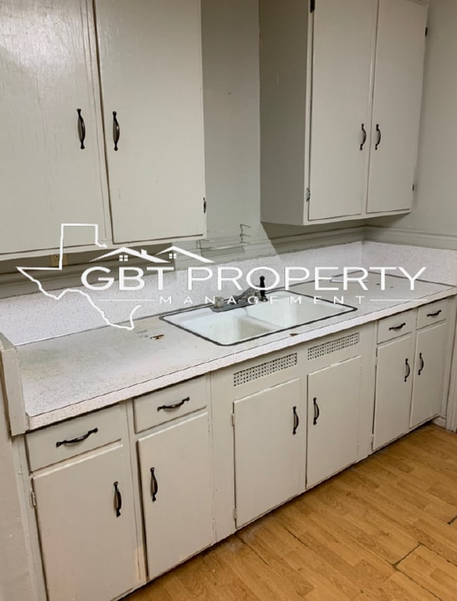 Photo - 308 N Dallas St Unidad A