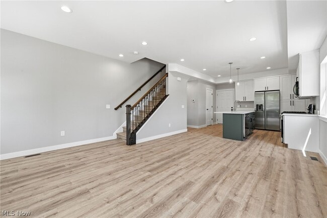 Building Photo - 4720 Walworth Ave