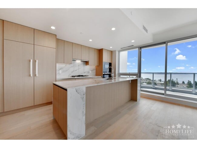 Photo - 1475 Foster St Unit 1105