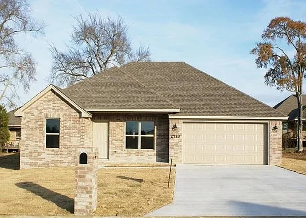 Charming, Move-In Ready Home in Desirable Searcy Neighborhood - Charming, Move-In Ready Home in Desirable Searcy Neighborhood