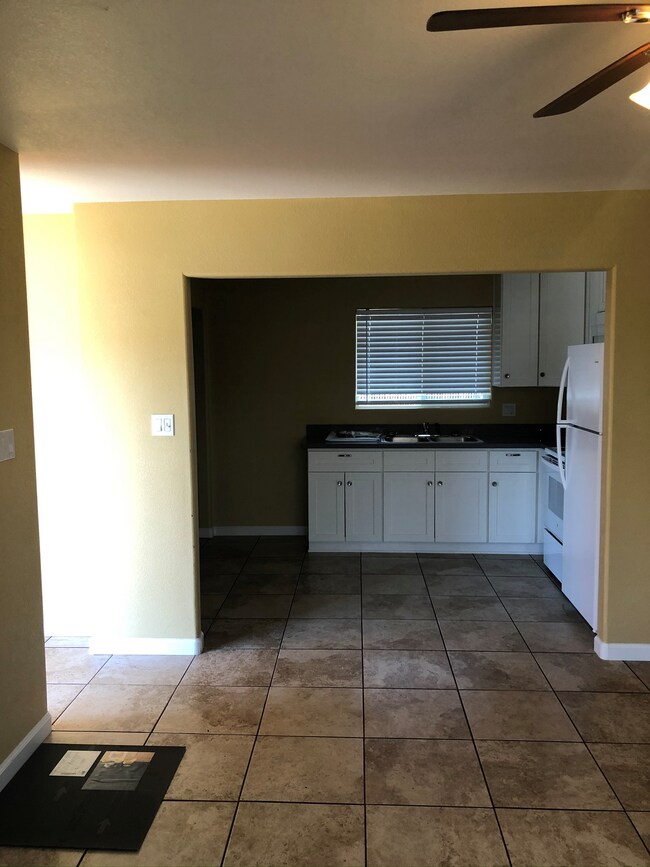 Kitchen - 218 Linden St Condo Unit Duplex