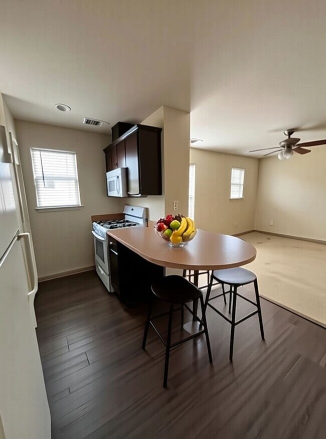 Photo - 1bed/1bath Garage Apartment