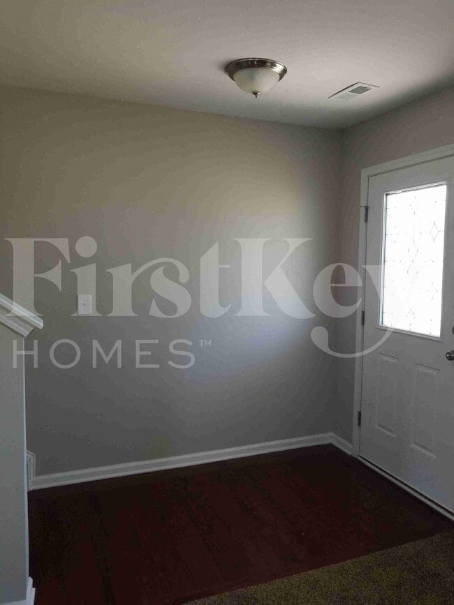 Photo - 1309 Waldridge Ct