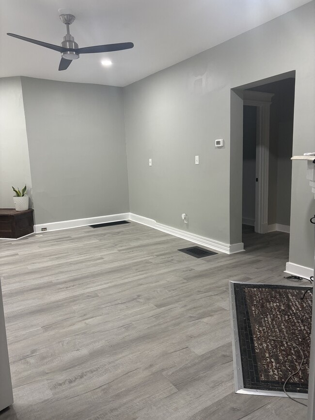 Living Room - 950 Townsend Ave Unit 1