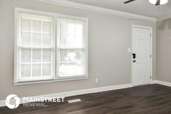 Photo - 1006 Sumner Ct