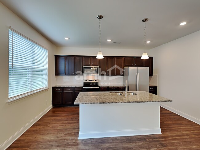 Photo - 6207 Bridlewood Ln